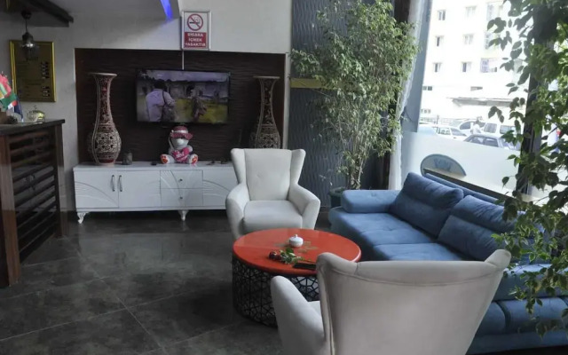 Crystall Hotel