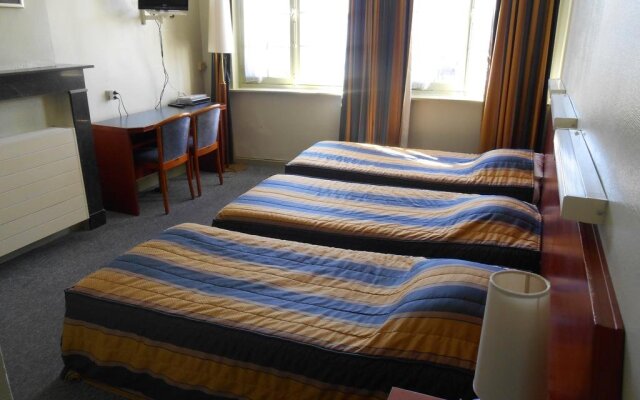 Hotel Old Tom