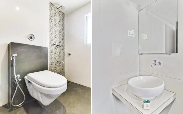 Hotel Sharada International by OYO Rooms