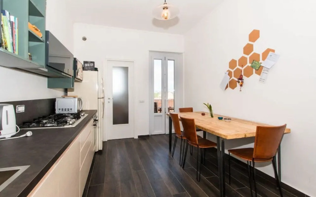 Vanchiglia Cozy Flat with Terrace and City View