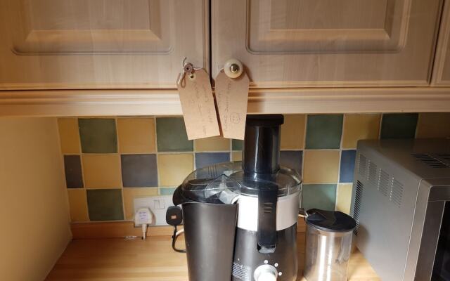 Lingdale 4 Bedroom House & Trundlebed Option