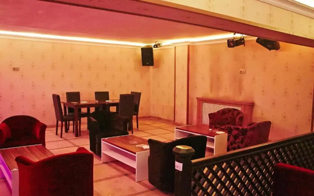 Grand Nakhchivan Hotel