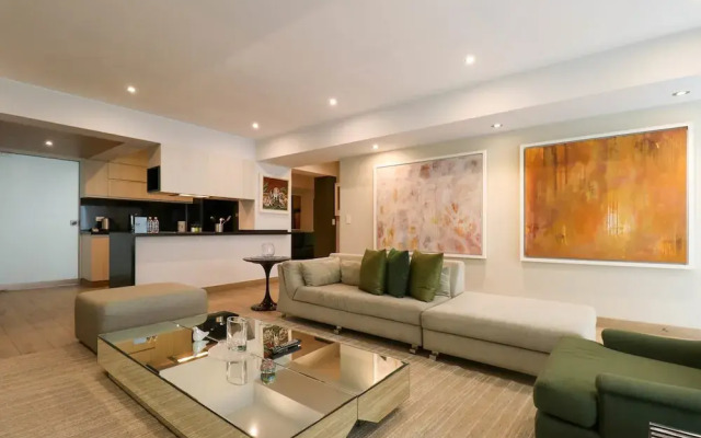 w Sensational 1BR With Private Pool in Barranco