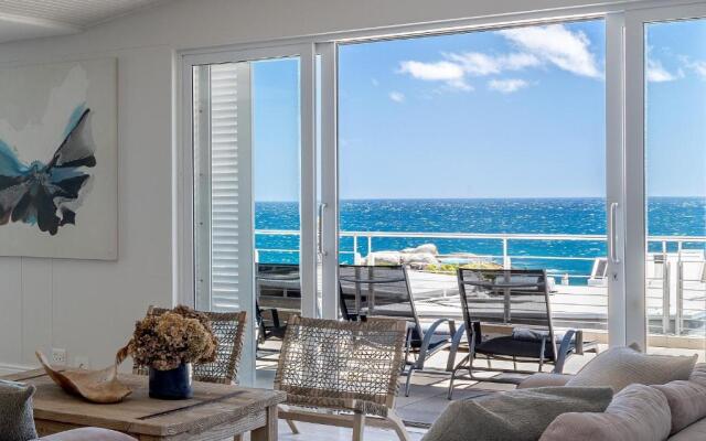 Blue Views Penthouse Beachfront Apartments