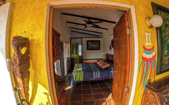 Casa Artista BnB Manzanillo