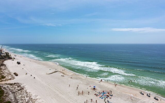 Edgewater Tower by Vtrips