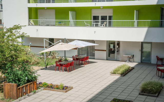 Quality Suites Clermont-Ferrand Stadium