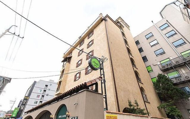 hotelImage