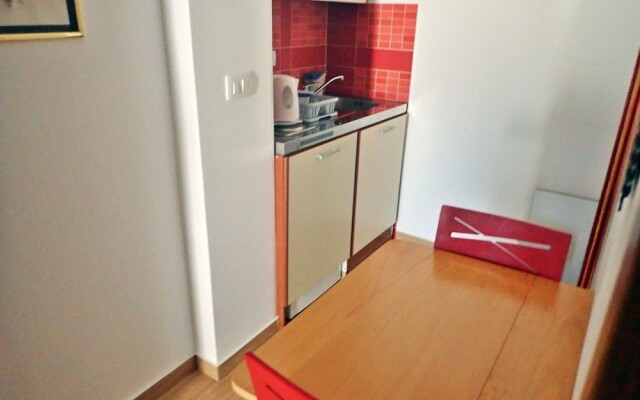 Apartments Studio Jasna Near the Beach