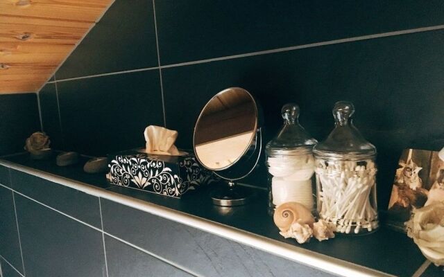 LOYEHILL Chalet. Swiss Alps Escape