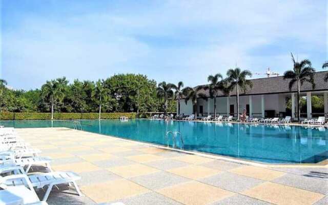 "view Talay 8 Superb sea View Studio Apartment Pattaya"