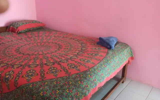 Goroomgo Om Ganesh Naik Cliff Side Guest House Goa