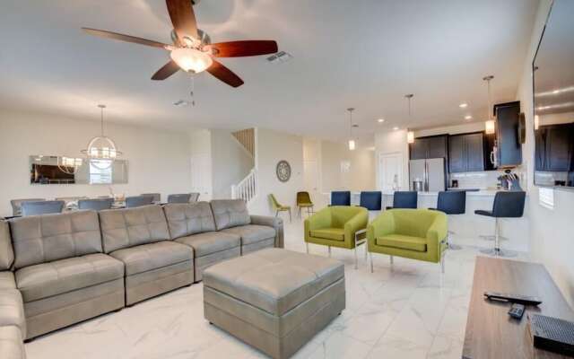 1625maids 8 Bedroom Villa