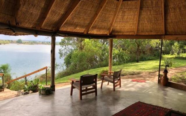 Chundukwa River Lodge