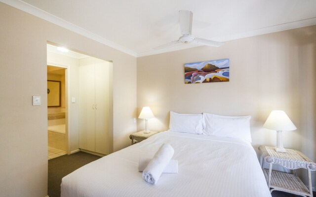 Breather 2/44 Beachside Way