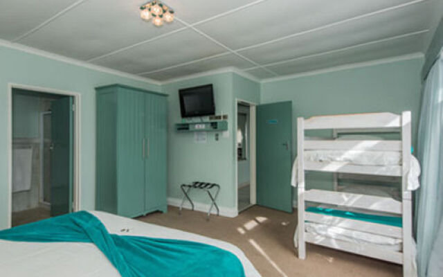 Whale Coast Lodge
