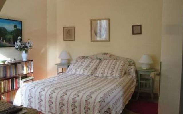 Au Micocoulier - Bed & Breakfast