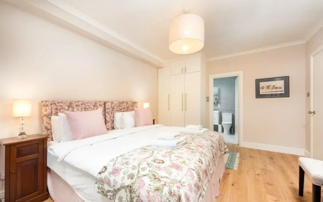 18 Wetherby Place