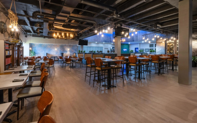 Wyndham Indianapolis Airport