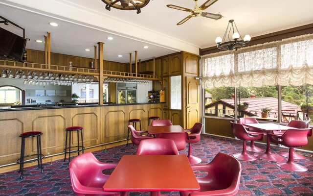 Village Family Motor Inn