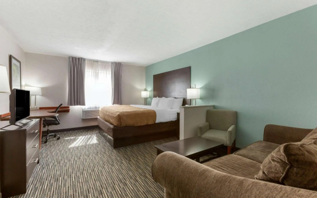 Quality Inn Alexis Rd
