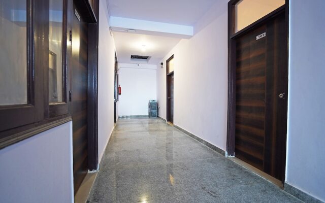 Spot On 30890 Sector 45 Noida