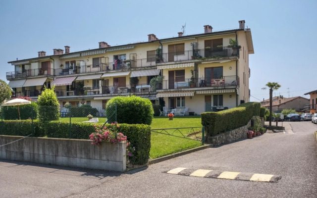 Interno 2 in Iseo With 1 Bedrooms and 1 Bathrooms