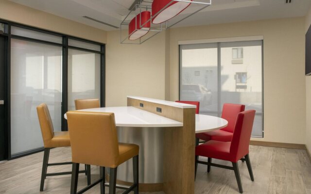 TownePlace Suites by Marriott College Park