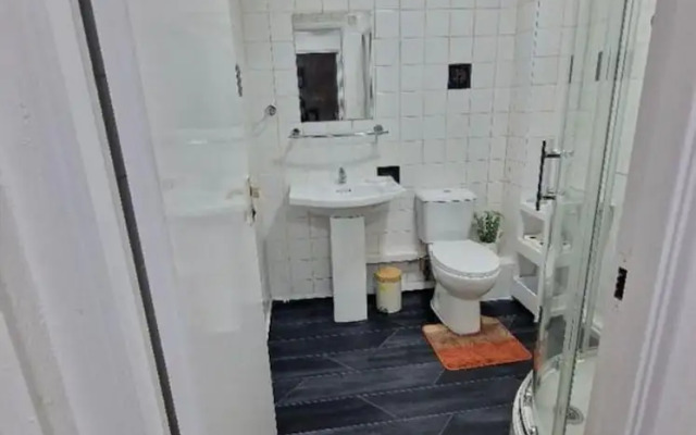 Park Lodge- Families, Business and Contractors