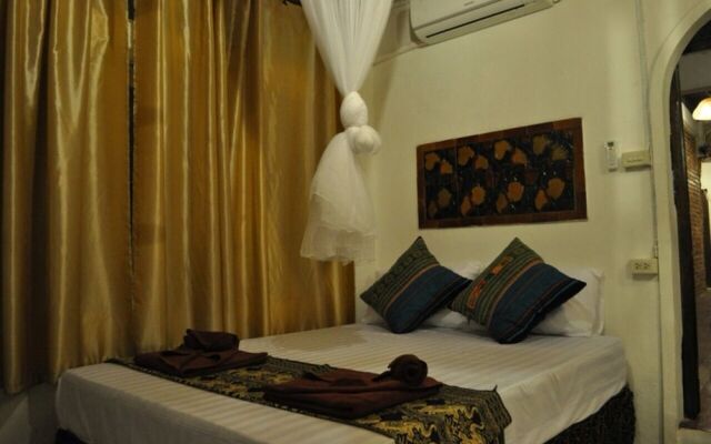 Lanna Residence