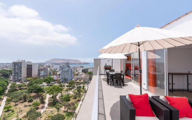 Ocean View Penthouse With Jacuzzi BBQ Game Room