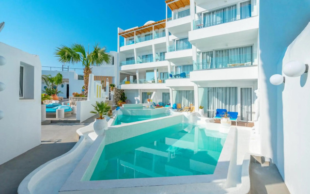 Kouros Home Hotel