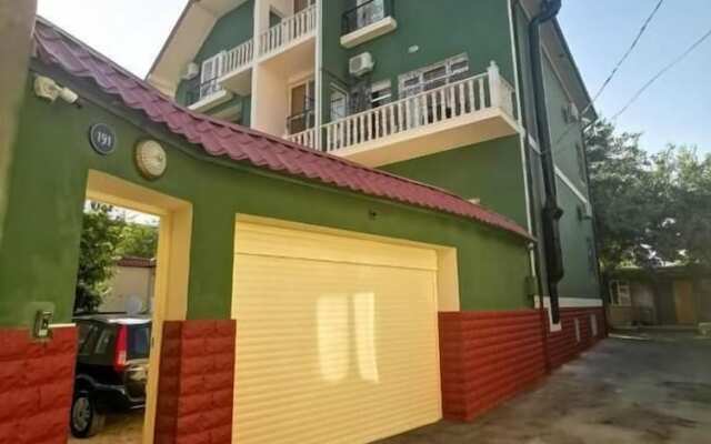 Soprano Guest House