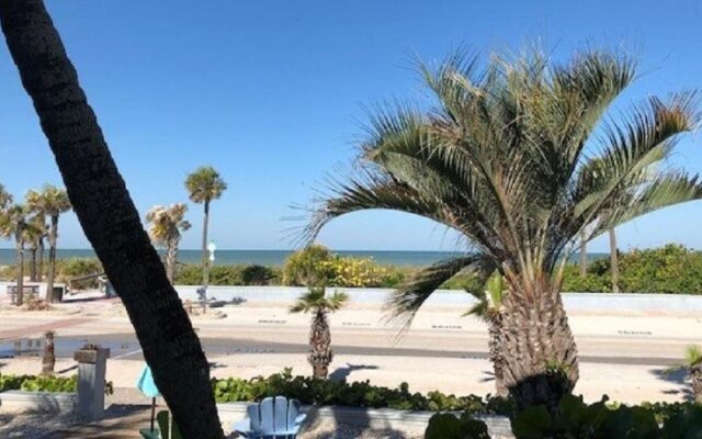 Sabal Palms Inn