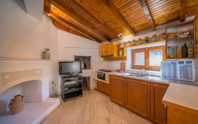 Fairytale House - Aghia Marina, Aegina Island