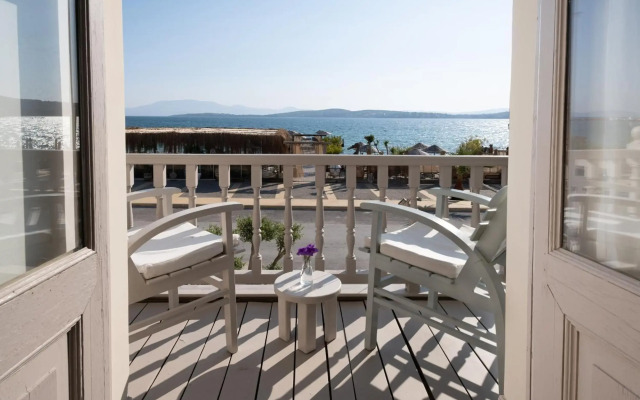Nars Ilica Hotel Beach (Adults Only +12)