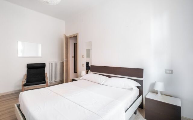 Porta Mascarella Apartment