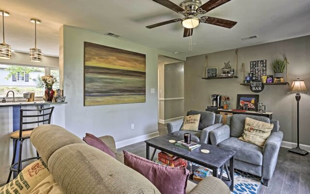 Family-friendly Escape ~ 6 Mi to City Center!