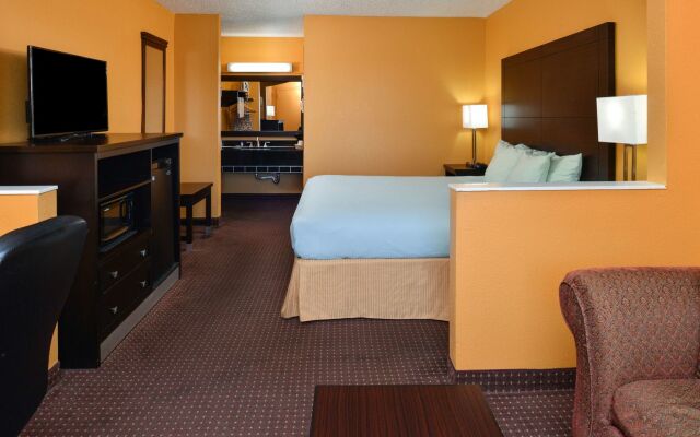 Days Inn & Suites by Wyndham Byram