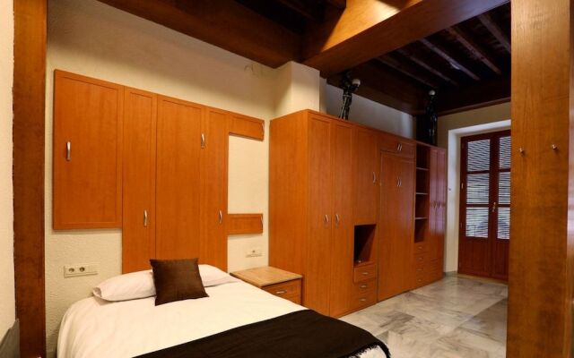 Apartamentos Reyes Católicos