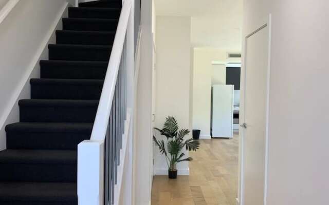 Bundoora Townhouse