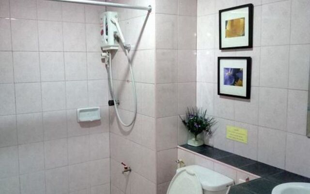 Pearl Place Hotel