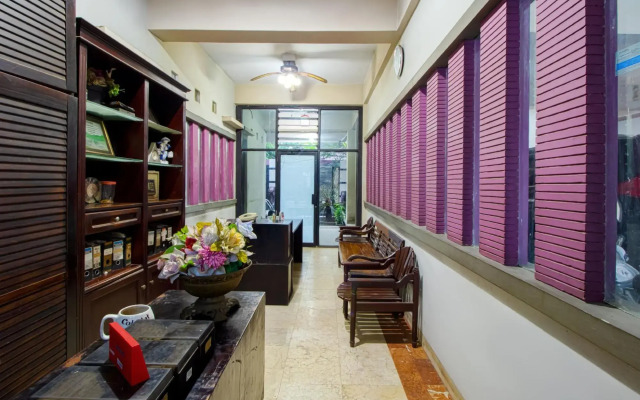OYO 90696 Tobana House Bintaro