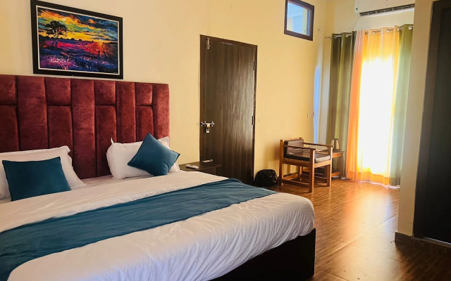 Heartwood Farms Corbett