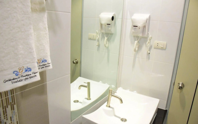 GoldenBeach Boutique Resort
