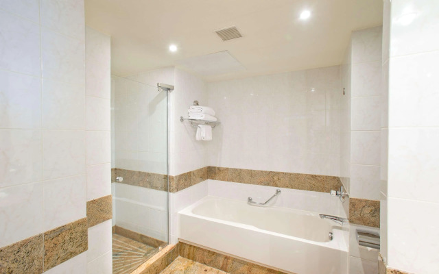 Hilton Paris Charles de Gaulle Airport