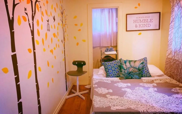 Capital Hill Little Oasis