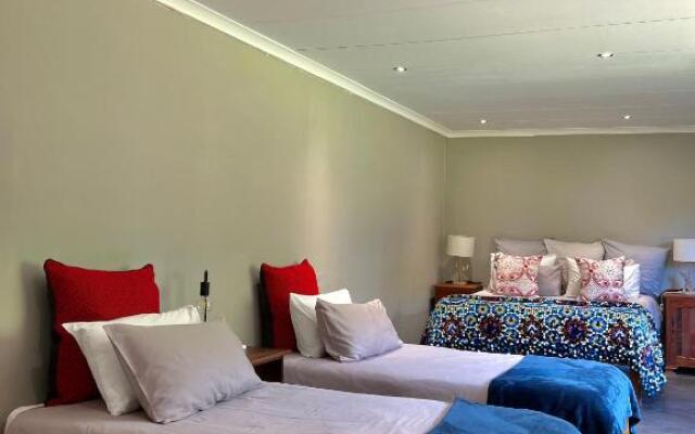 Rivers Own Guest Lodge