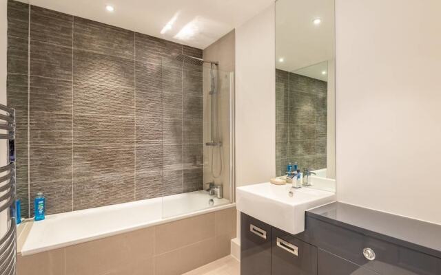 1br Modern Home W/Garden in West Kensington