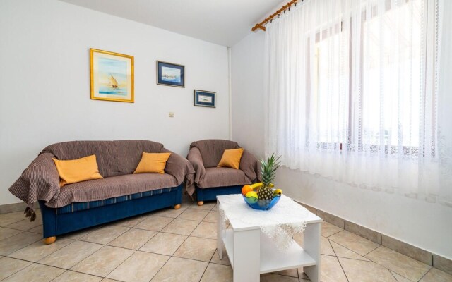 Amazing Apartment in Maslenica With 2 Bedrooms and Wifi